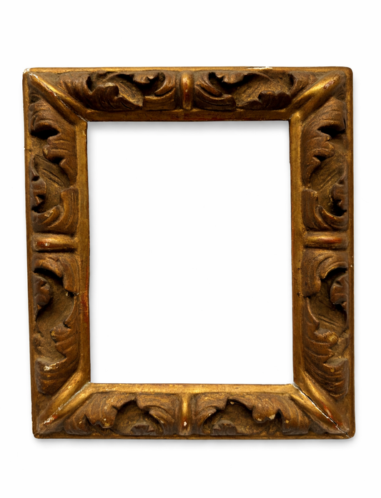 Italian 17th century carved and gilt frame