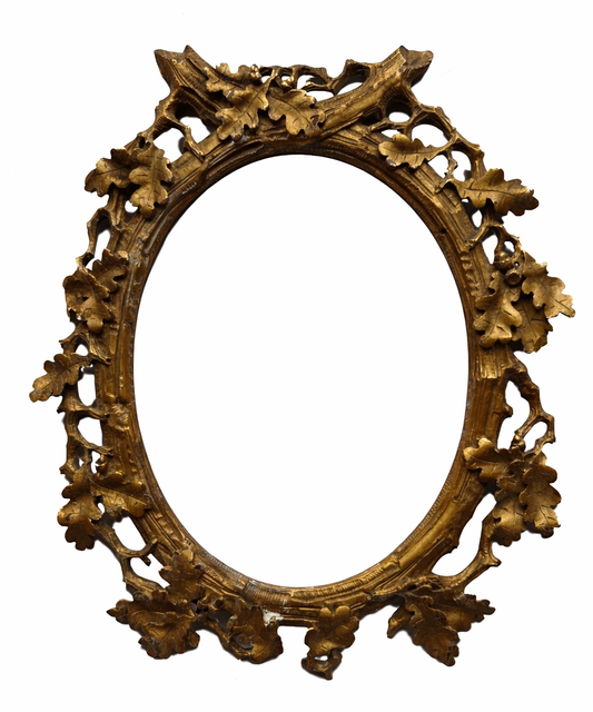 English 20th century carved frame with oak leaf detail