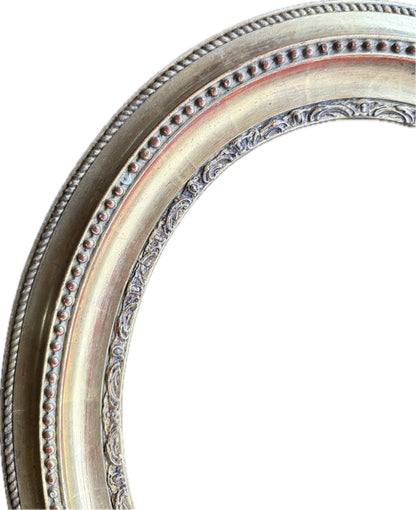 19th century gilt oval frame