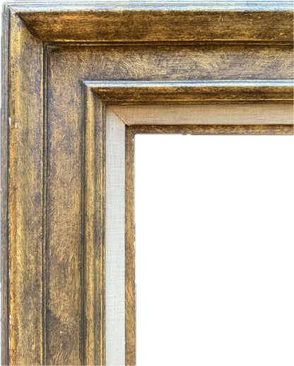 French gilt frame with linen inner slip