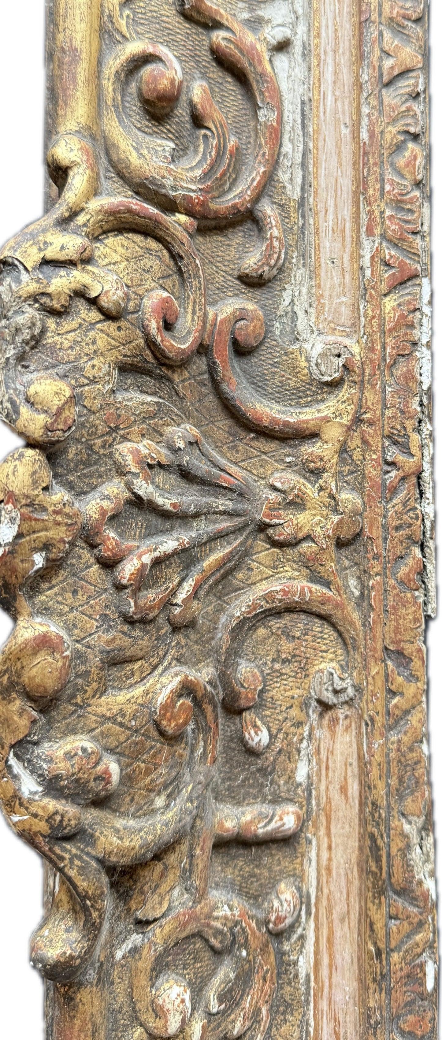 18th century Italian carved and gilt frame