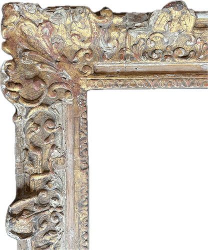 18th century Italian carved and gilt frame